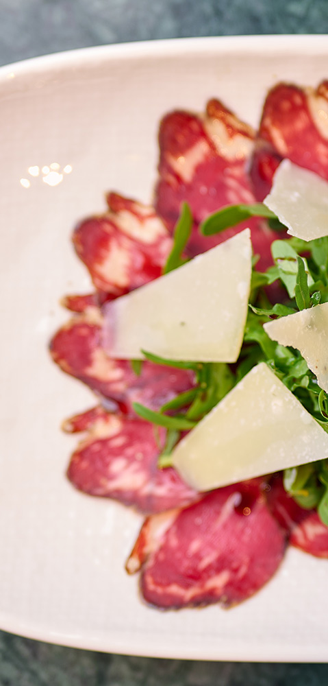 M9 grade beef thinly sliced
