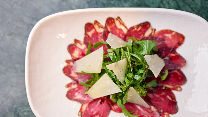 M9 grade beef thinly sliced
