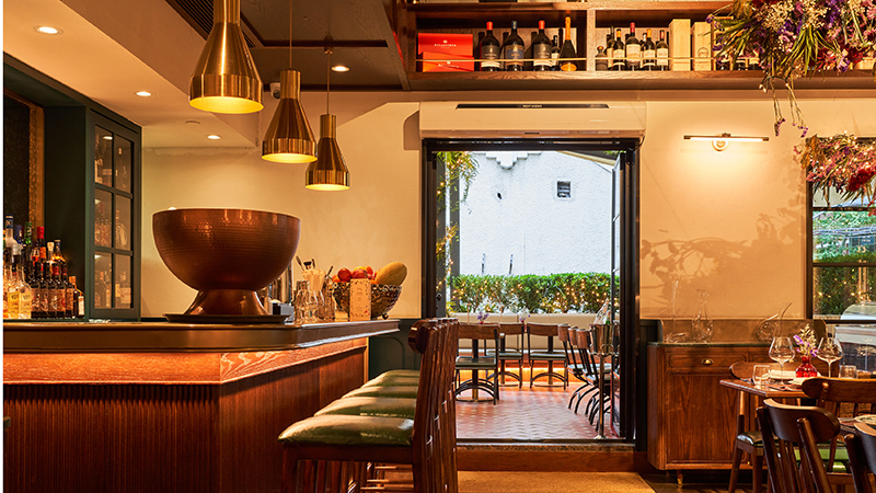 Restaurant  Environment