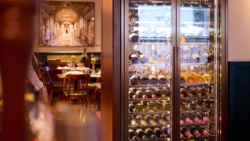 Restaurant  Environment